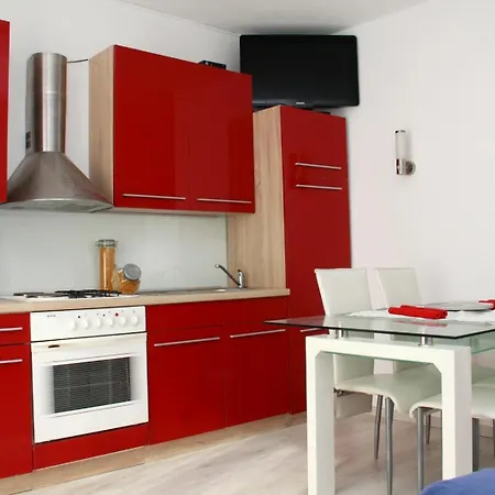 Apartmán Apartman Olive S Pogledom Na More I 50m Od Plaze *