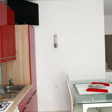 Apartmán Apartman Olive S Pogledom Na More I 50m Od Plaze Vodice
